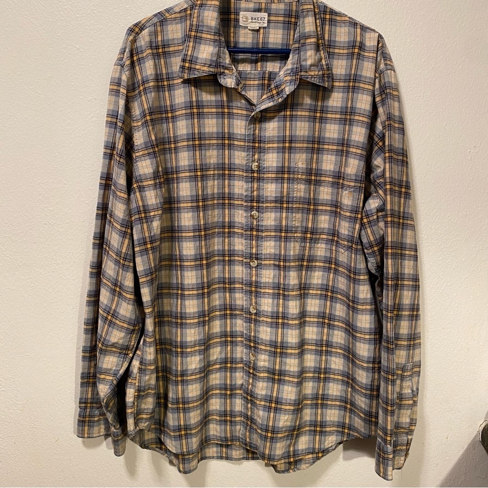 BKE 67 Shirt Mens Size X-Large LongSleeve Button Down